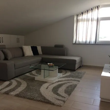 Apartment Kimi Porec